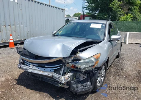 2012 Honda Accord 2.4 Se from USA, damaged, VIN 1HGCP2F60CA128321